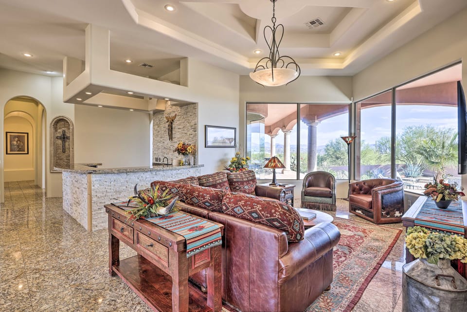 Backyard Oasis! Mtn-View Family Gem in Scottsdale Villa in Scottsdale