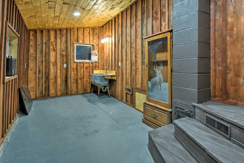 Finger Lakes Home ~ 18 Mi to Cornell University! House in Pennsylvania