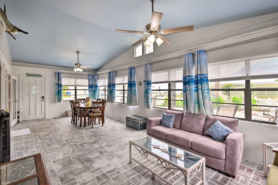 Ormond Beach Retreat w/ Deck - Steps to Ocean! House in Ormond By The Sea