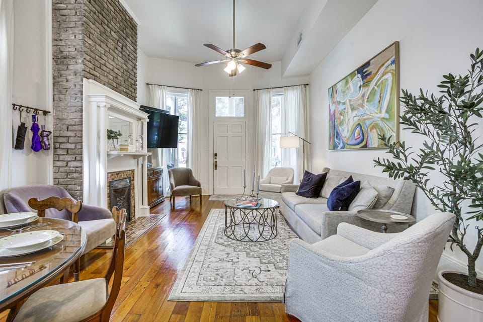 Perfect Location: Inviting Uptown New Orleans Apt! Apartment in New Orleans