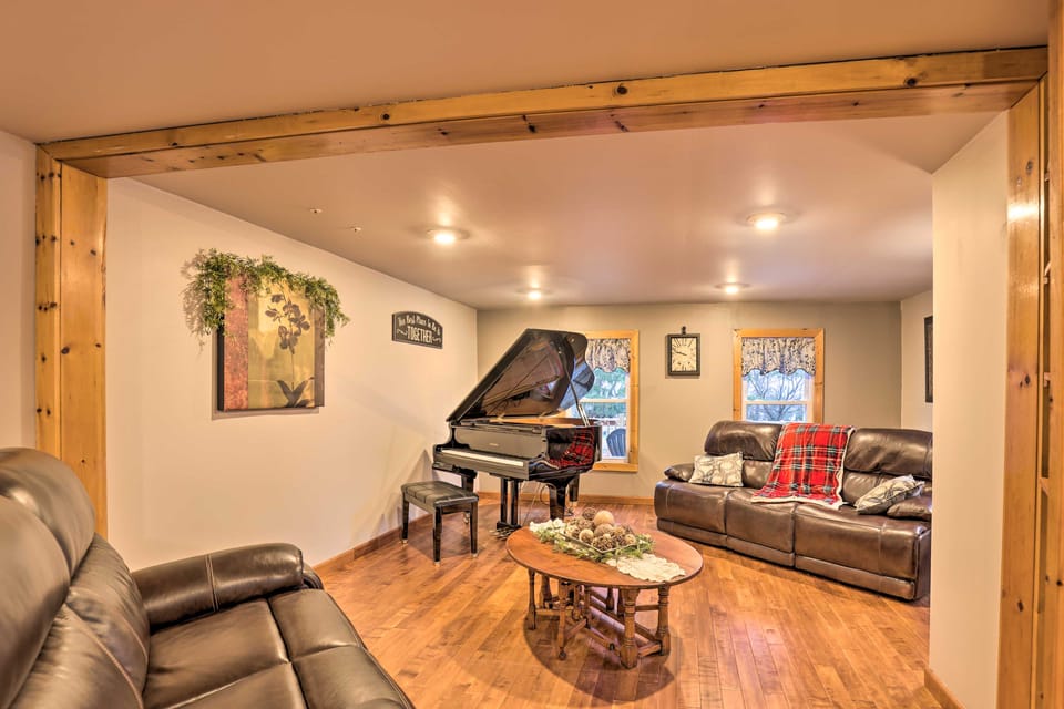 Deck & Hot Tub: Pet-Friendly Seneca Lake Home! House in Seneca Lake