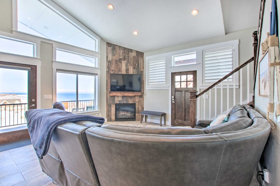 Garden City Gem: Private Hot Tub & Game Room! House in Garden City