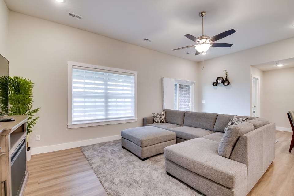 Charming Ozark Abode w/ Yard & Pool Access House in Ozark