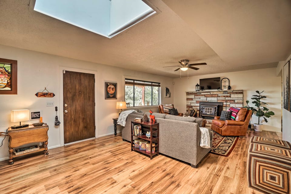 Bike, Hike & Unwind: Tranquil Payson Getaway! Cottage in Payson