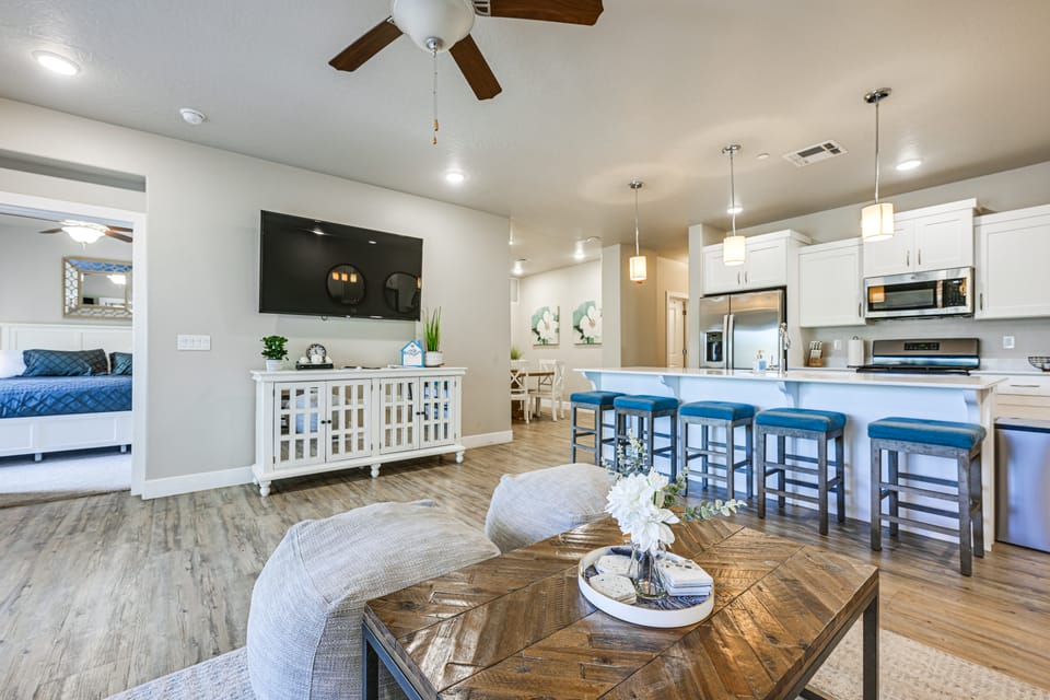 Resort Pool & Hot Tub: Modern Condo in St George! Apartment in St George