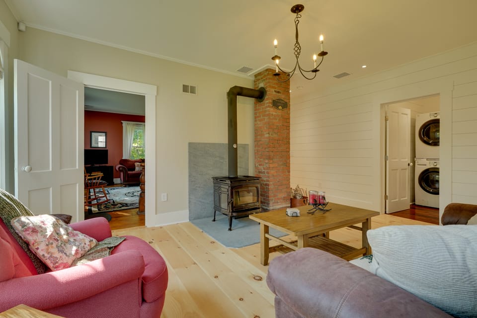 Historic Mount Holly Vacation Rental House in Mount Holly