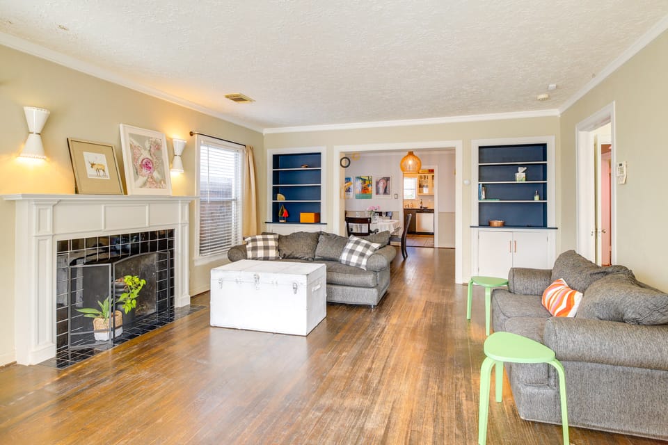 Charming Historic Houston Home w/ Yard! House in Houston