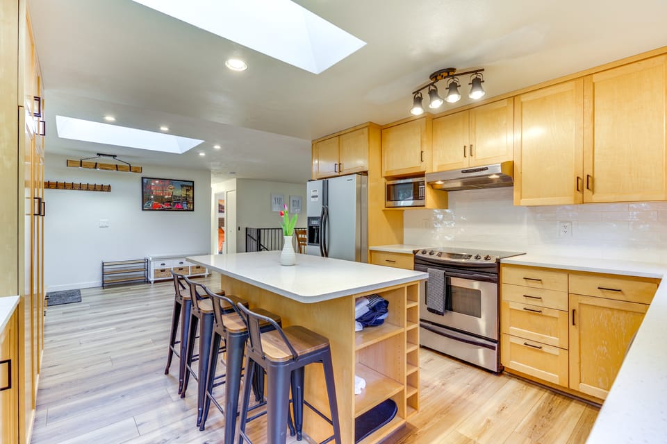 Classic Woodinville Wine Country Escape! House in Woodinville