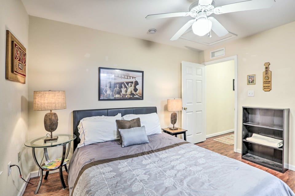Tallahassee Townhome 4 Mi to College Town! Apartment in Tallahassee