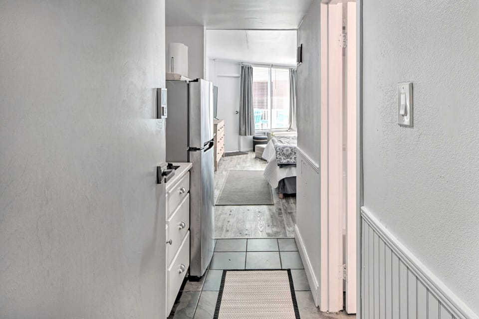 Pool Access: Oceanfront Myrtle Beach Condo! Apartment in Myrtle Beach