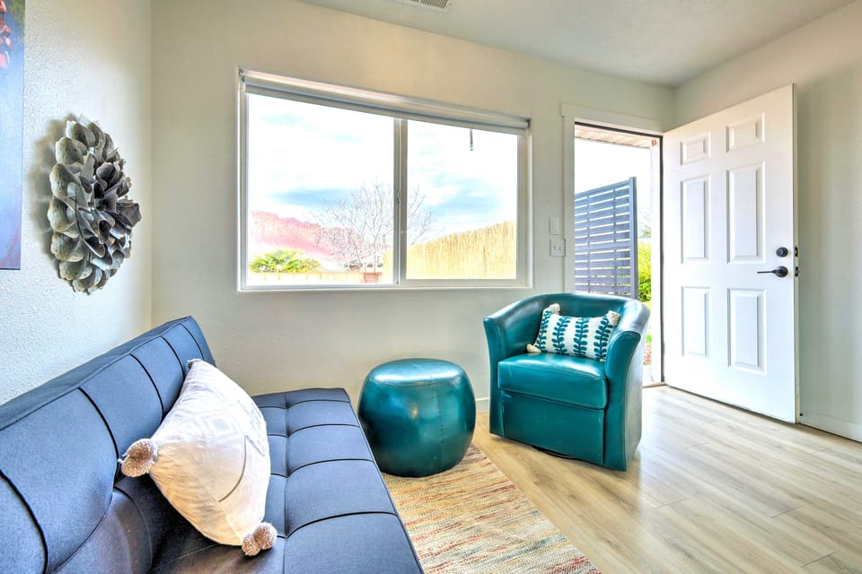 Ivins Studio w/ Yard + Mountain Views! Apartment in Santa Clara