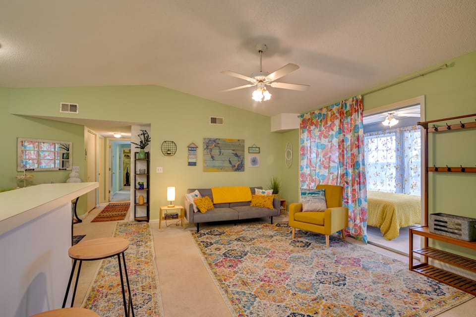 2 Mi to Surfside Beach! Myrtle Beach Condo Apartment in Garden City