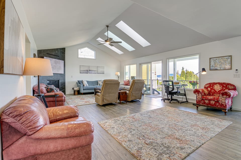 Anacortes Home w/ Views of Puget Sound House in Anacortes