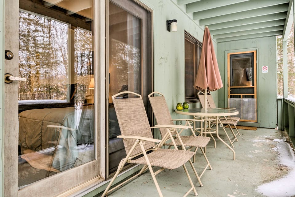 1 Mi to Attitash Mountain: Condo w/ Resort Perks Apartment in Bartlett