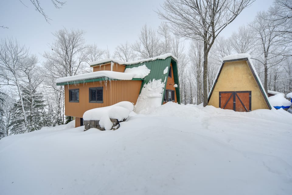 Waterfront Nelson Lake Cabin w/ Boat Dock! House in Wisconsin