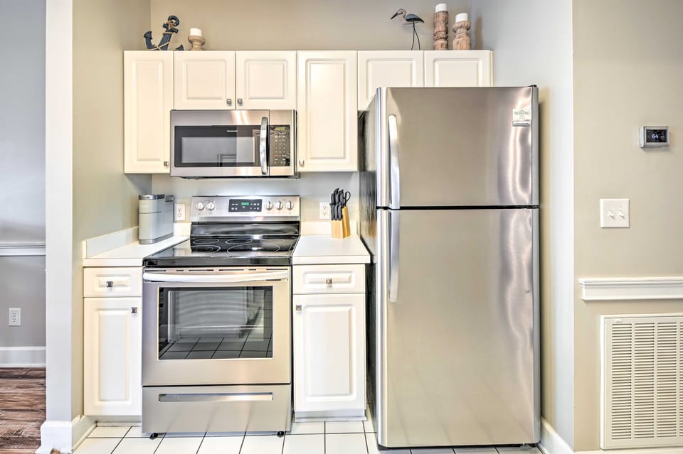Steps to Pool: Myrtle Beach Vacation Rental! Apartment in Carolina Forest