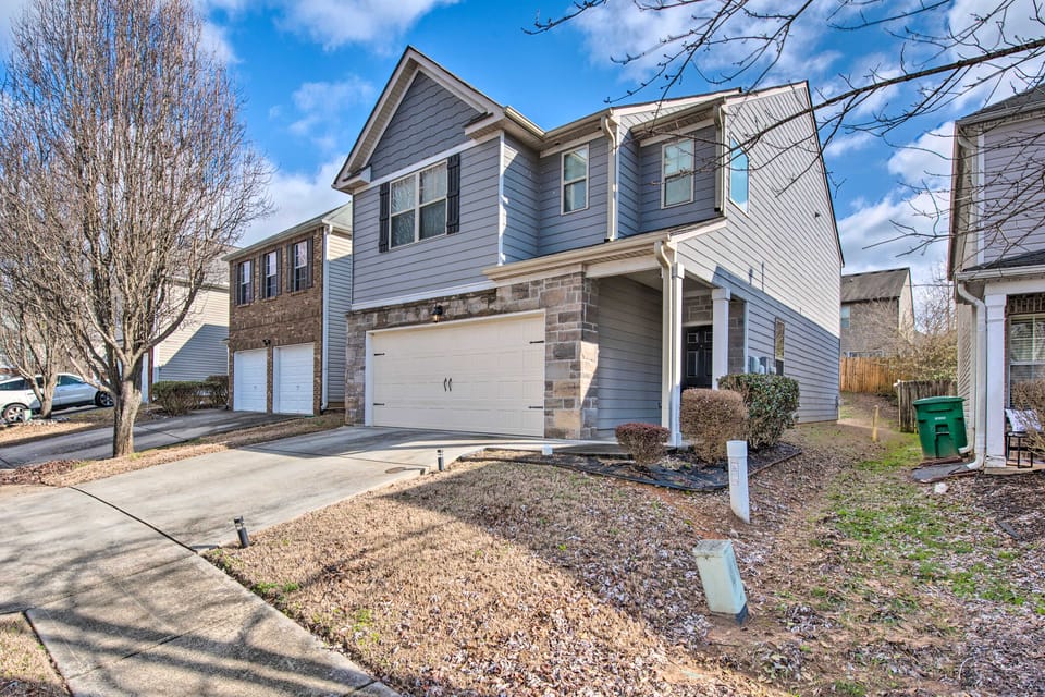 Suburban Atlanta Vacation Home ~ 3 Mi to Airport! House in Georgia