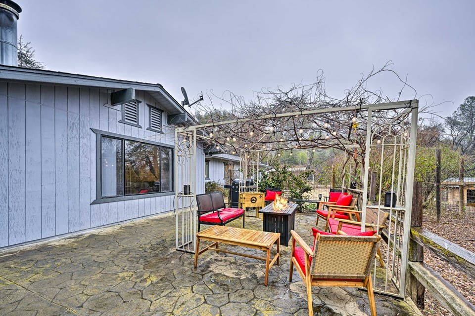 North Fork Vacation Rental: 28 Mi to Yosemite House in Sierra Nevada
