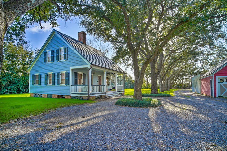 Tranquil Bayou Country Home w/ Pond: 8 Mi to Houma House in Louisiana