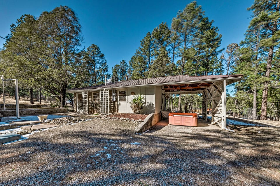 Ruidoso Vacation Rental w/ Covered Hot Tub! House in Ruidoso