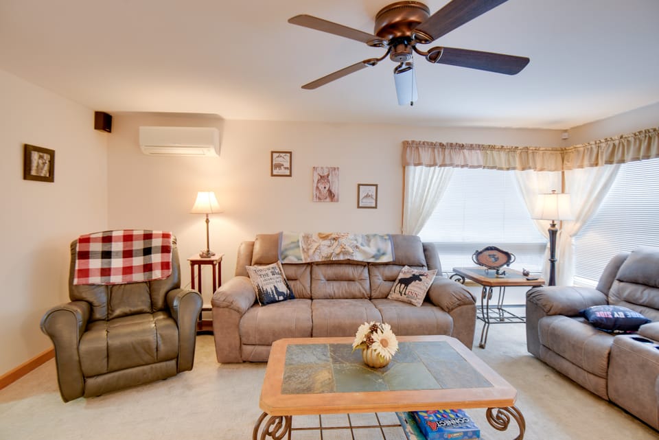 Cozy Home w/ ATV Trail Access in Berlin! House in New Hampshire