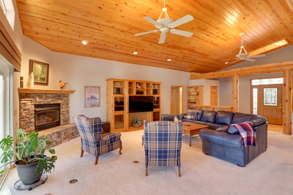 Patio & Forest View: Peaceful Show Low Home House in Show Low