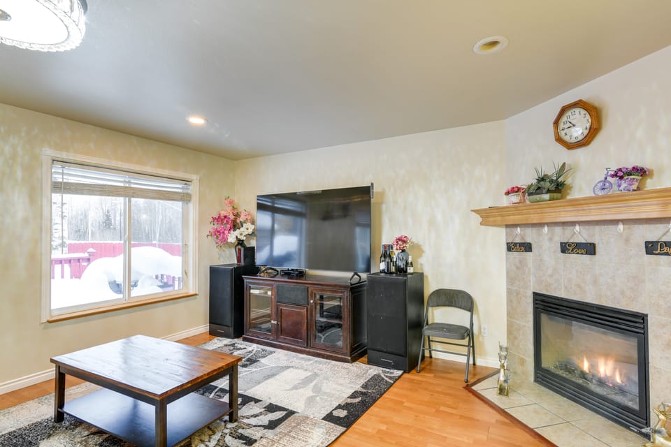 Anchorage Home ~ 8 Mi to Downtown! House in Anchorage