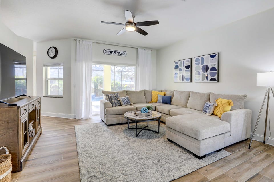 Dog-Friendly Home w/ Pool & Yard in Bradenton House in Bradenton