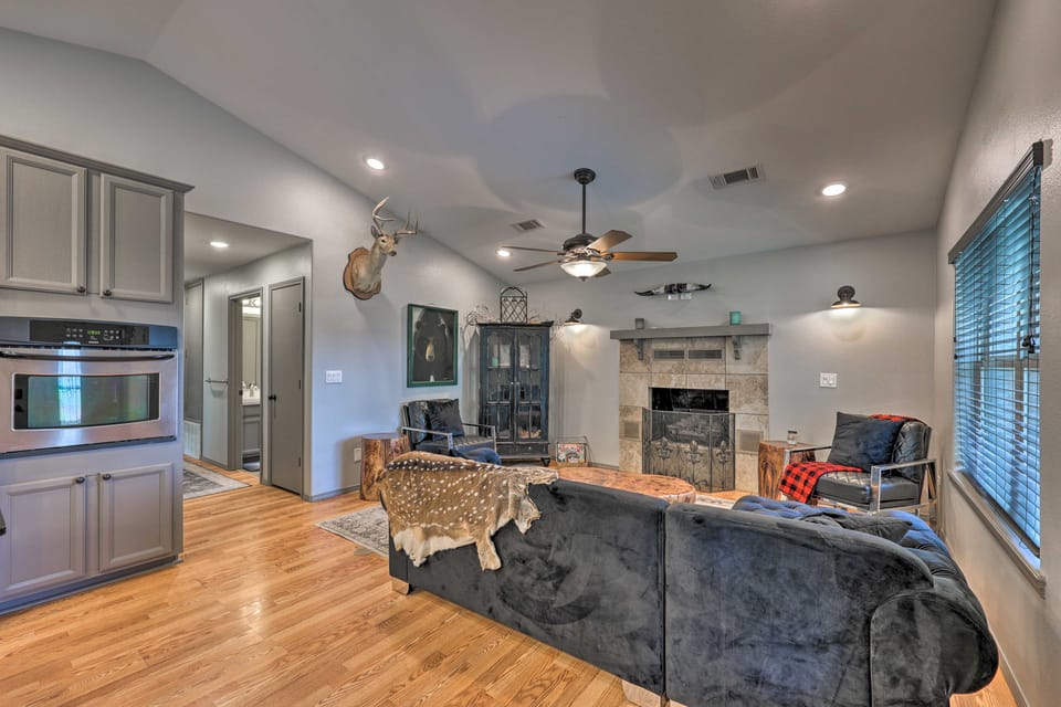 Hogden Home Near the Black Fork River & Trails! House in Oklahoma