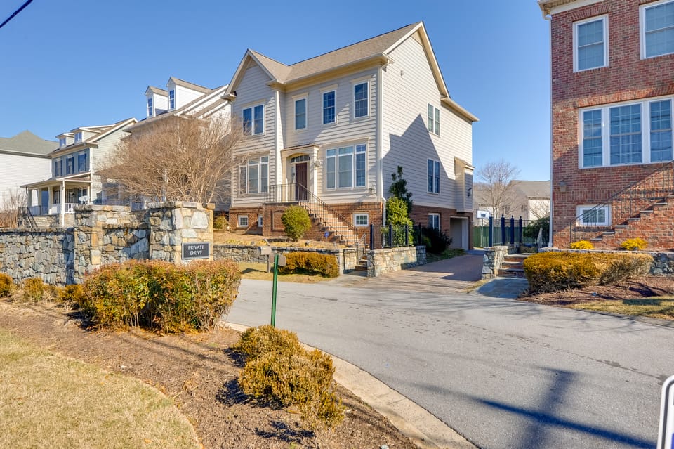 Pet-Friendly DC Area Condo w/ Yard! Apartment in Prince Georges County