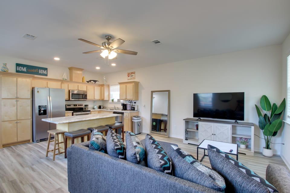 Downtown Pensacola Vacation Rental w/ Yard! House in Pensacola