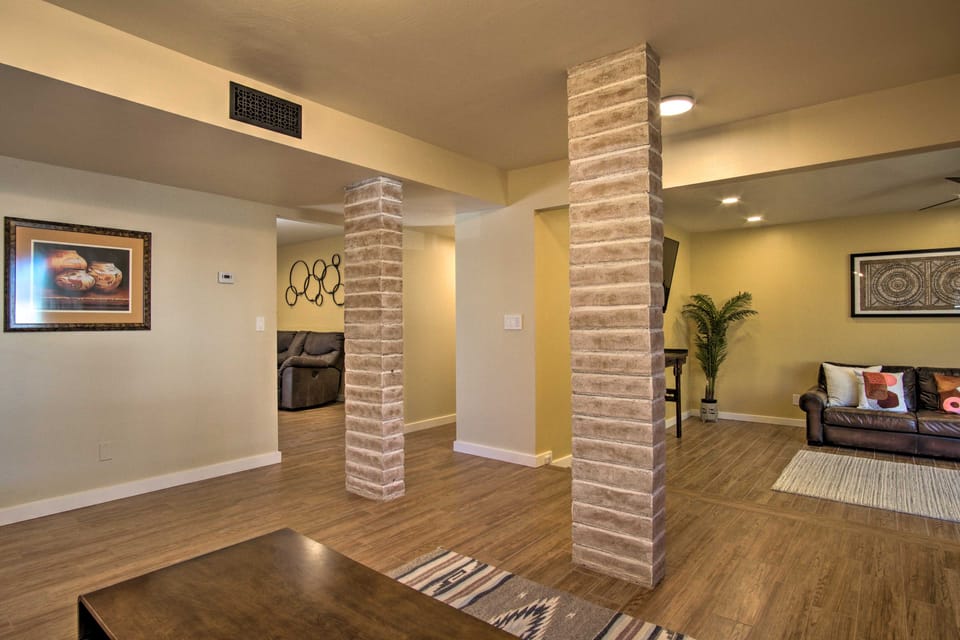 Eastside Home w/ Pool Near Hiking! House in Tucson