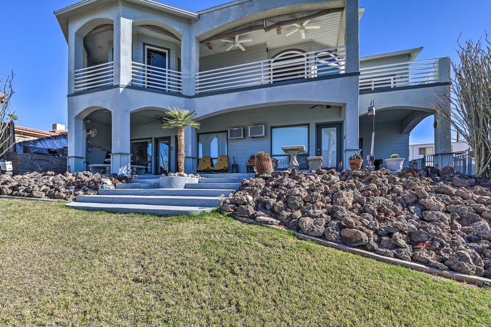 Spacious Parker House on the Colorado River! House in Southern California