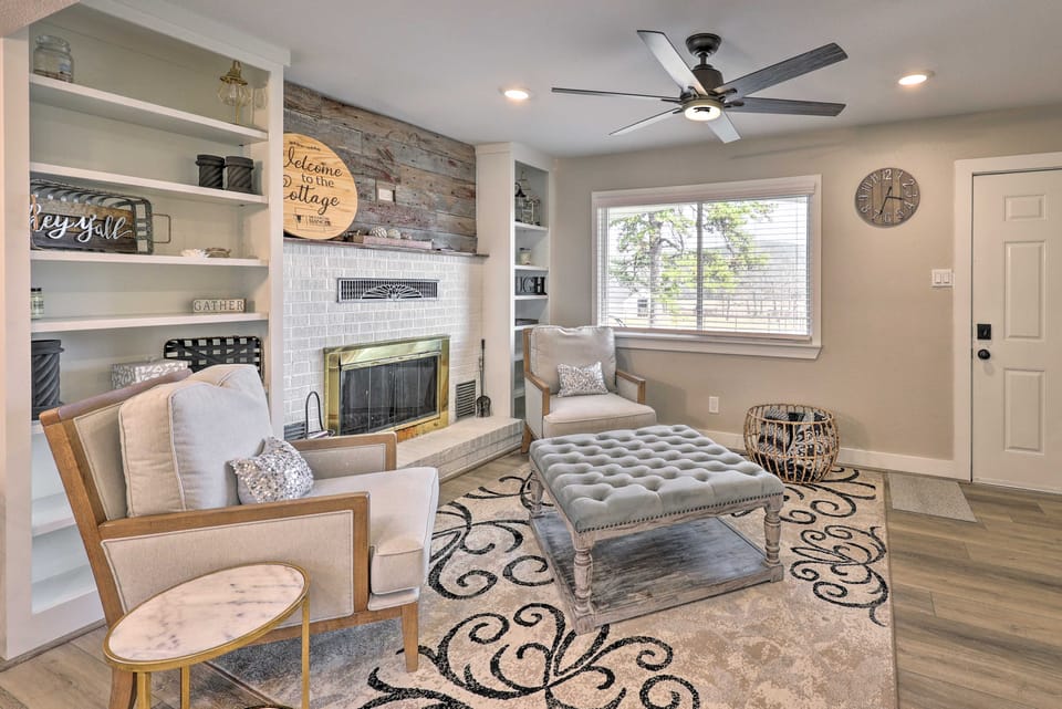 Hodgen Cottage on 650 Acres, Cozy & Scenic Cottage in Oklahoma