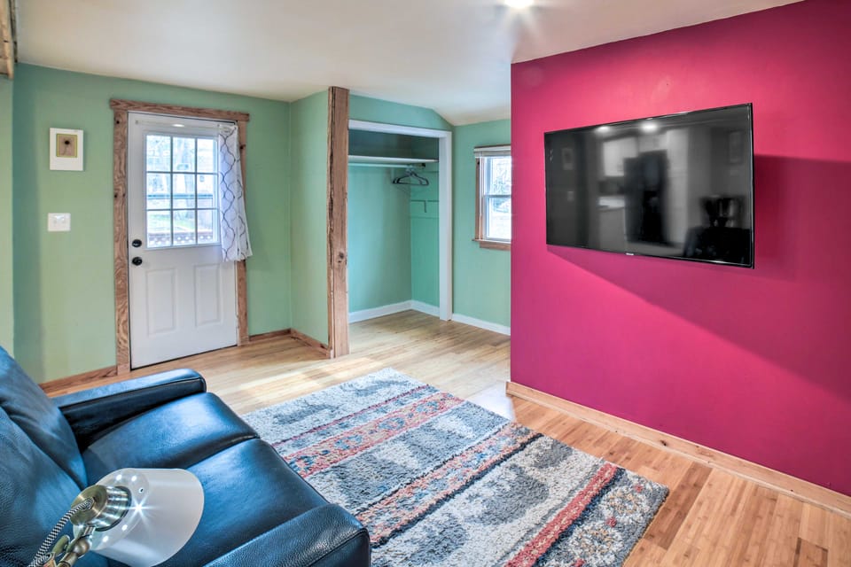 Indiana Vacation Rental Near Lake Michigan Cottage in Indiana Dunes