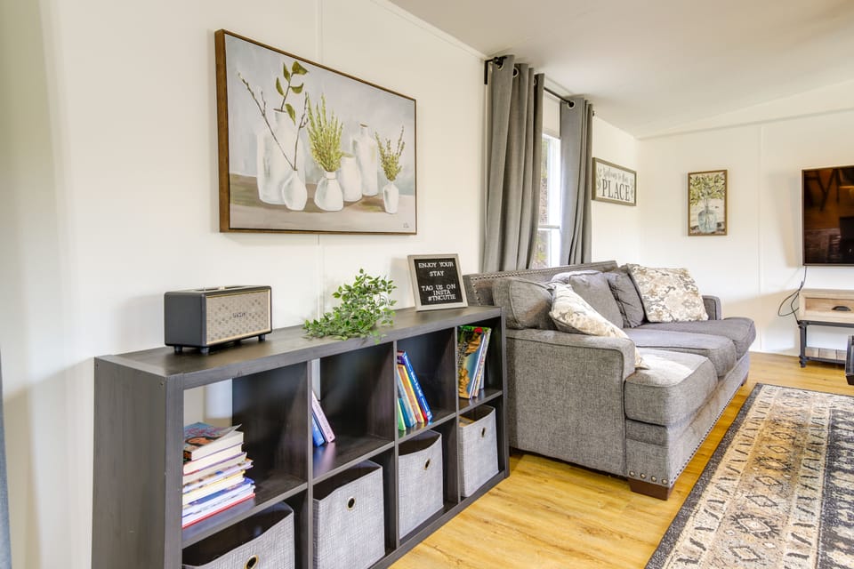 12 Mi to Dollywood: Private Sevierville Cabin! House in Sevierville