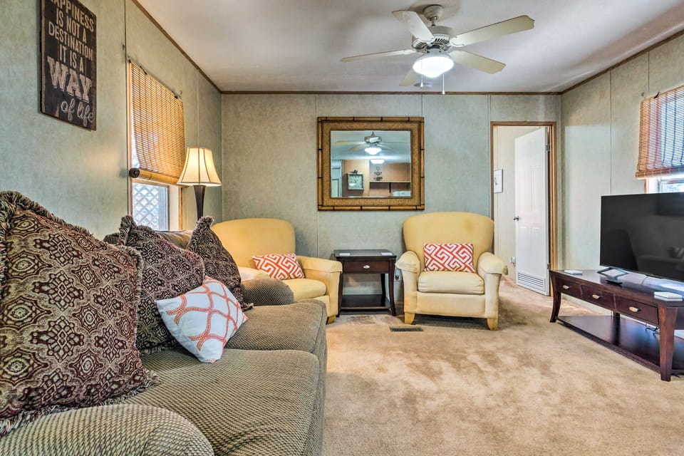 Cozy Gulf Breeze Home, 3 Mi to East Bay! House in Alabama
