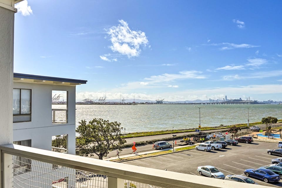 San Francisco Area Studio w/ Bay Views! Apartment in Emeryville