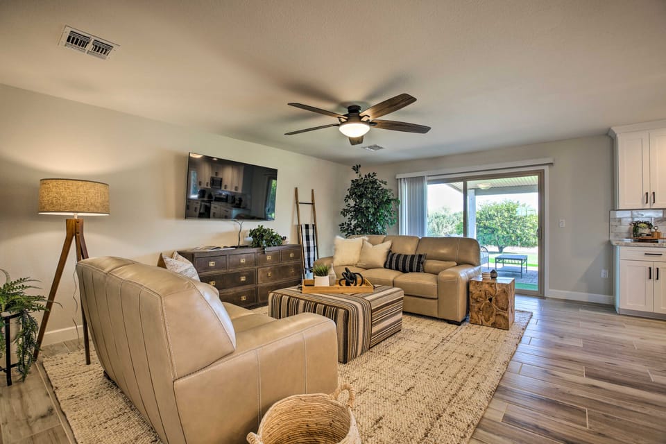 Putting Green, Community Perks: Sun City West Home House in Sun City West