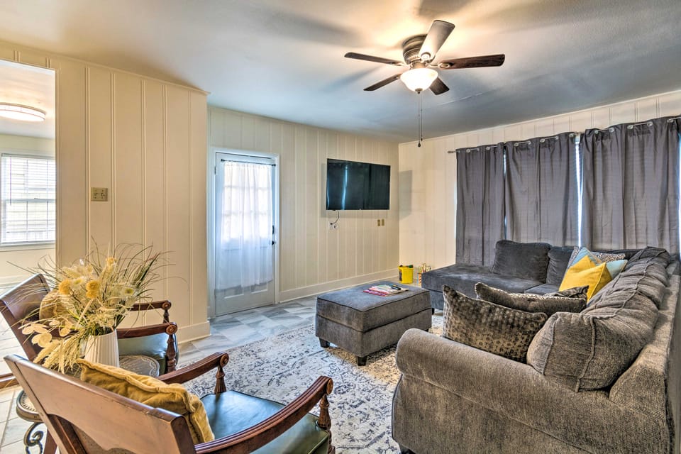 Little Rock Home ~ 5 Mi to Downtown! House in Little Rock