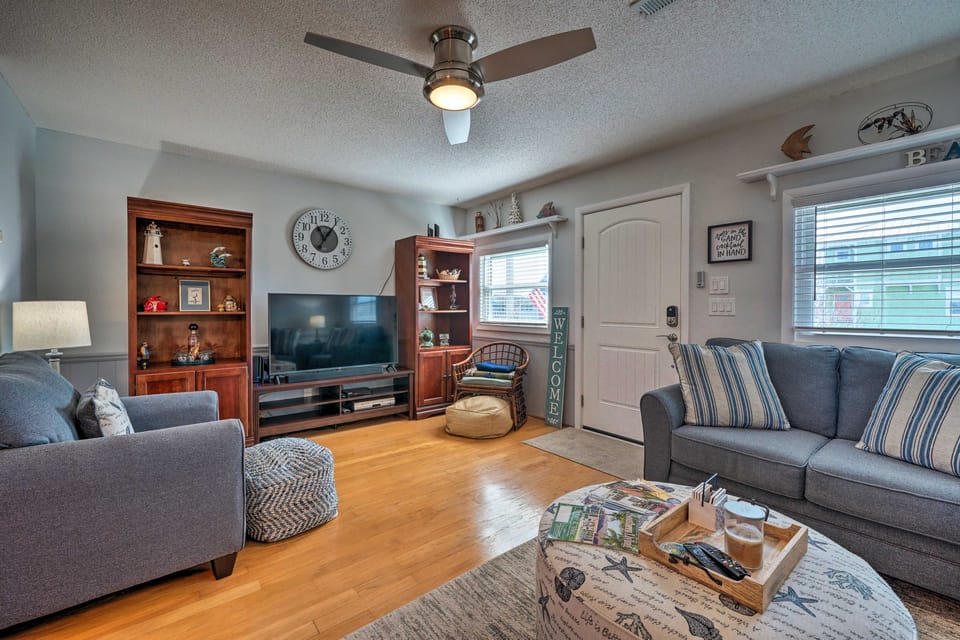 Holden Beach Vacation Rental: Short Path to Beach! Apartment in Holden Beach