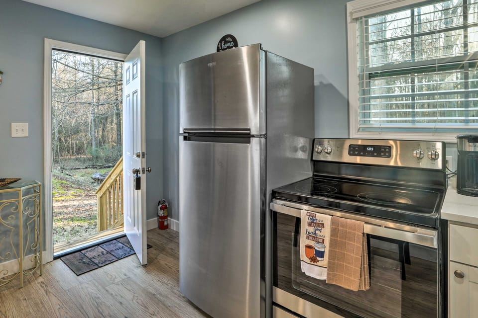 Atlanta Area Studio ~ 3 Mi to Gas South Arena! Apartment in Georgia