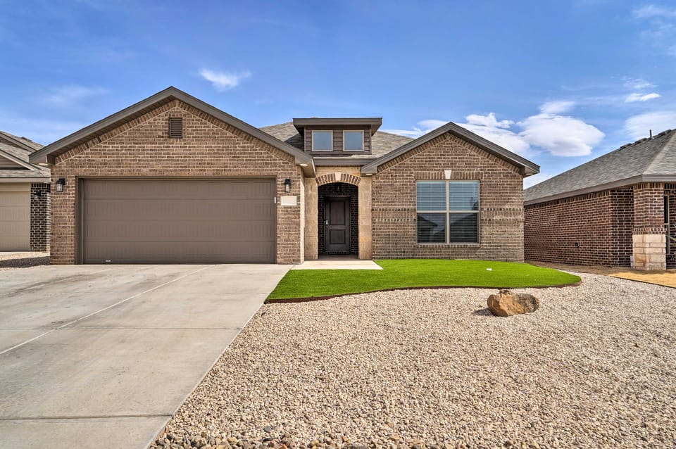 Wolfforth Home w/ Yard ~ 14 Mi to Lubbock House in Lubbock