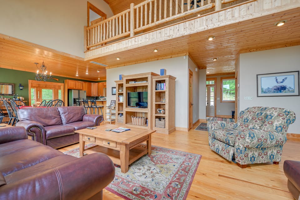 Secluded Cove & Fire Pit: Lake Wedowee Getaway House in Alabama