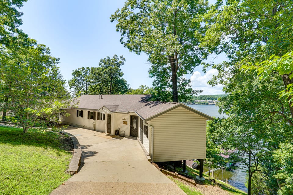 Hot Tub & Dock! Group Getaway in Lake Ozark House in Lake of the Ozarks