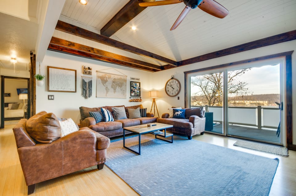 Hot Tub & Dock! Group Getaway in Lake Ozark House in Lake of the Ozarks