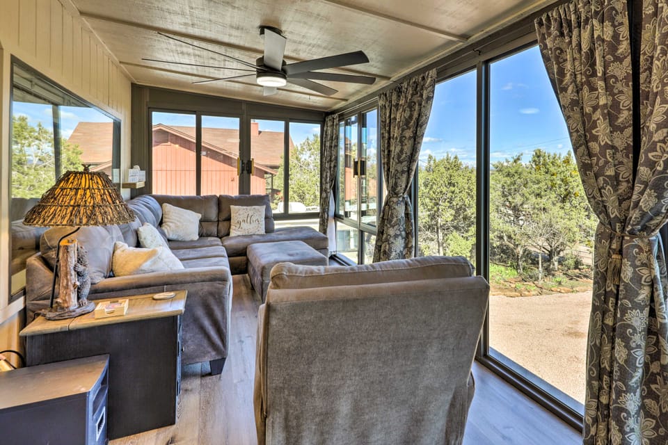 Hot Tub & Deck: Pet-Friendly Home in Payson House in Payson