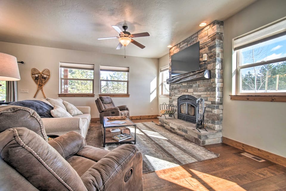 McCall Home + Hot Tub ~ 2 Mi to Payette Lake House in McCall