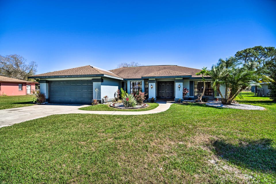 Lanai, Pool & Gas Grill: Sebring Retreat! House in Florida