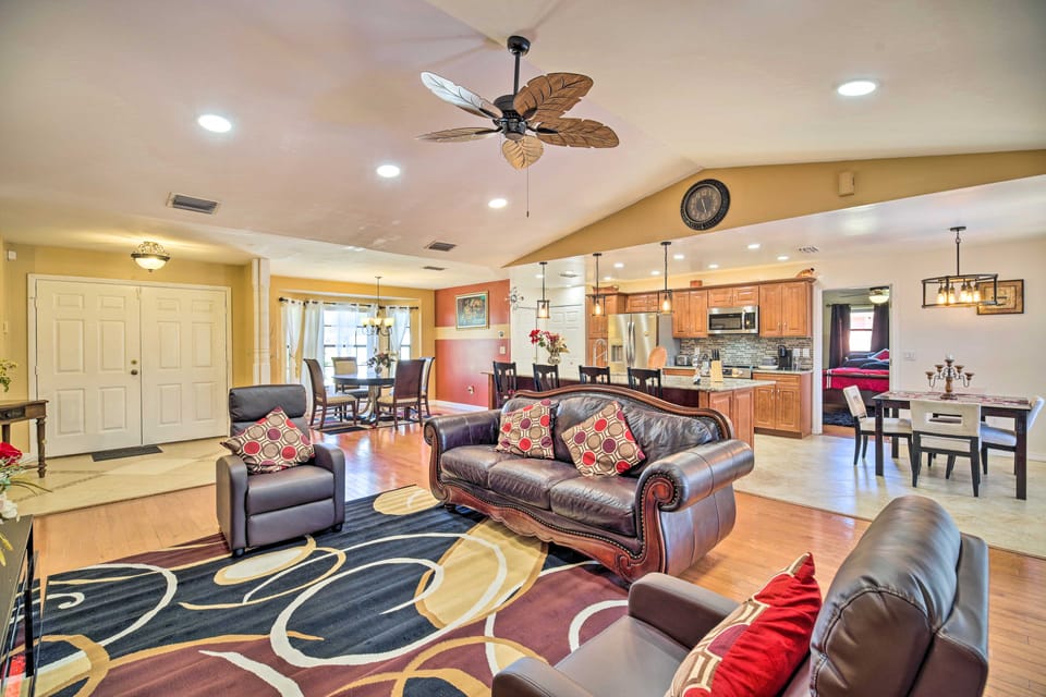 Lanai, Pool & Gas Grill: Sebring Retreat! House in Florida